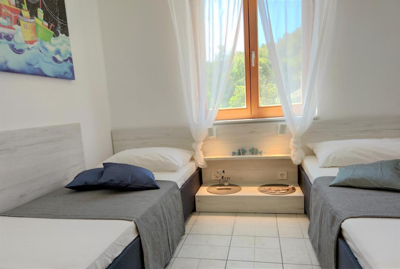 Apartments Riba Vis Phòng bức ảnh